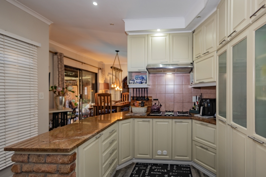 3 Bedroom Property for Sale in Kleinbosch Western Cape